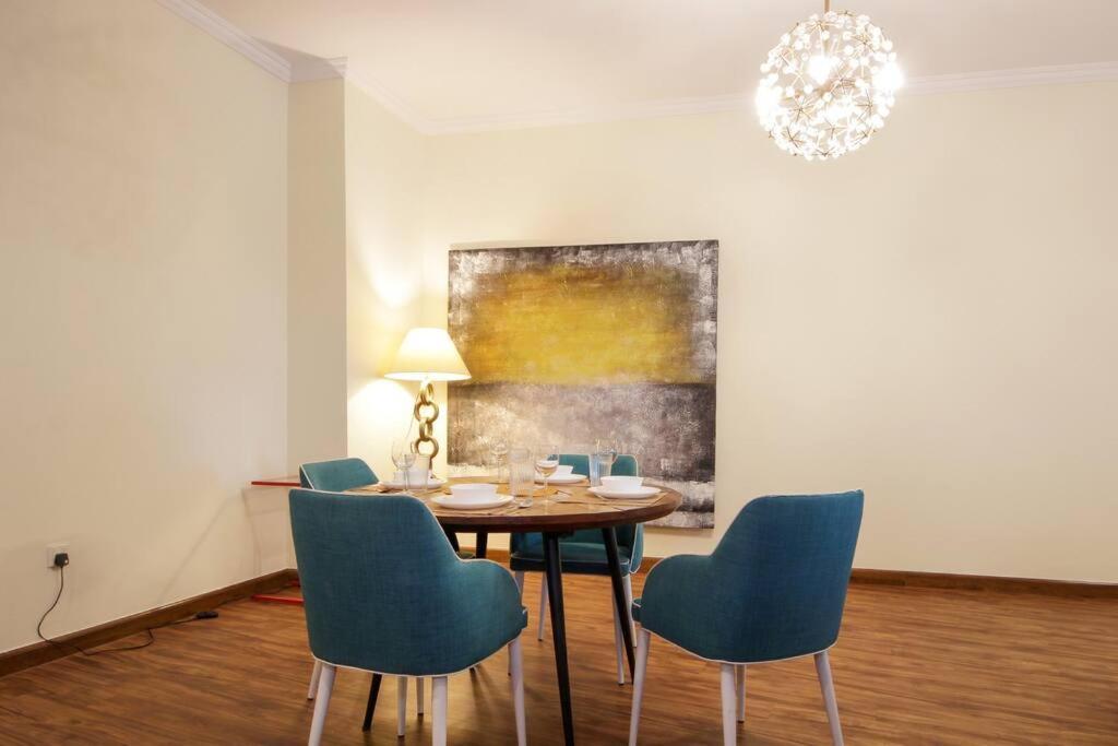 Apartment Rh- High-floor Splendor, 2-bedroom Gem In Downtown