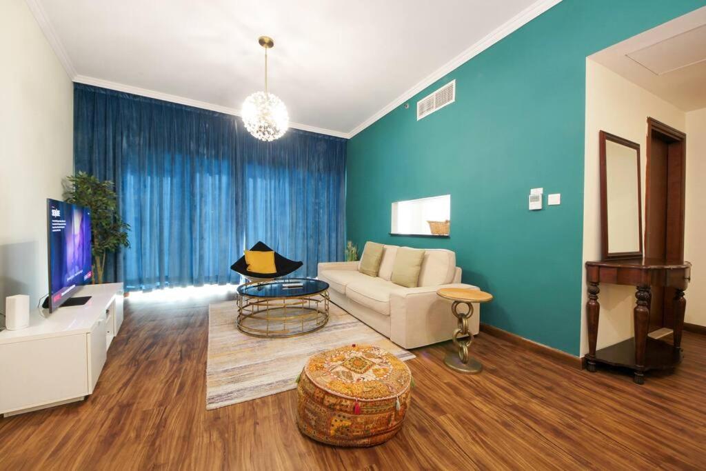Apartment Rh- High-floor Splendor, 2-bedroom Gem In Downtown